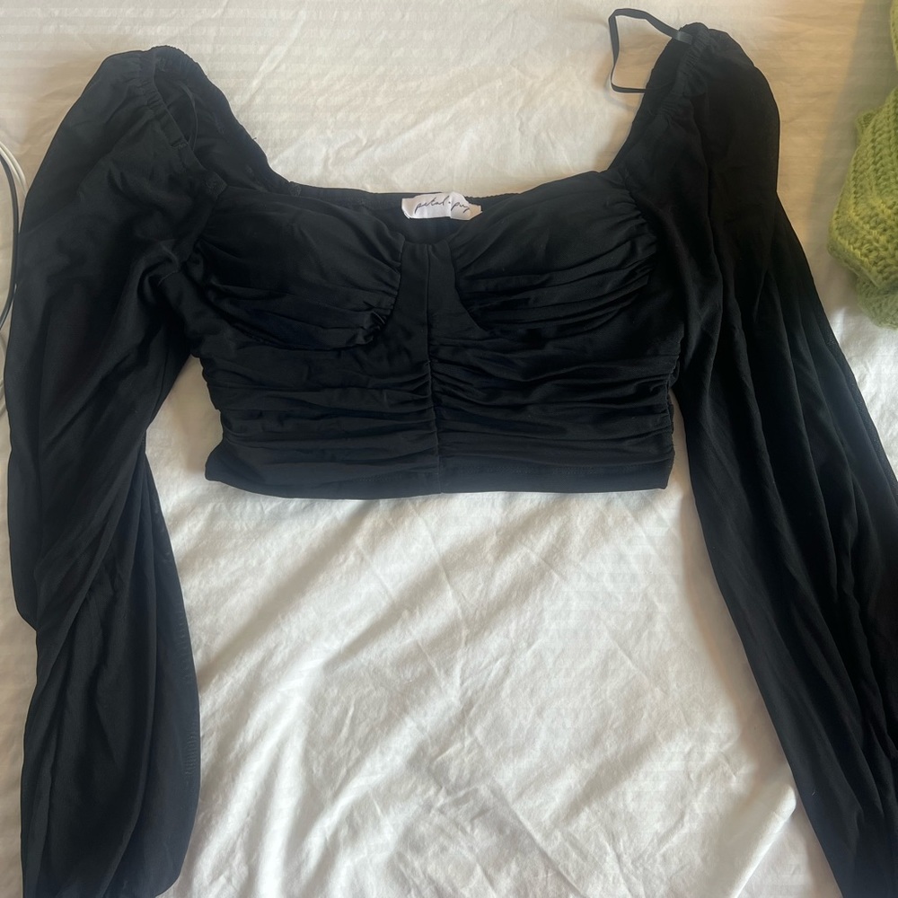Petal and Pup size 8, black long sleeve cropped going out top